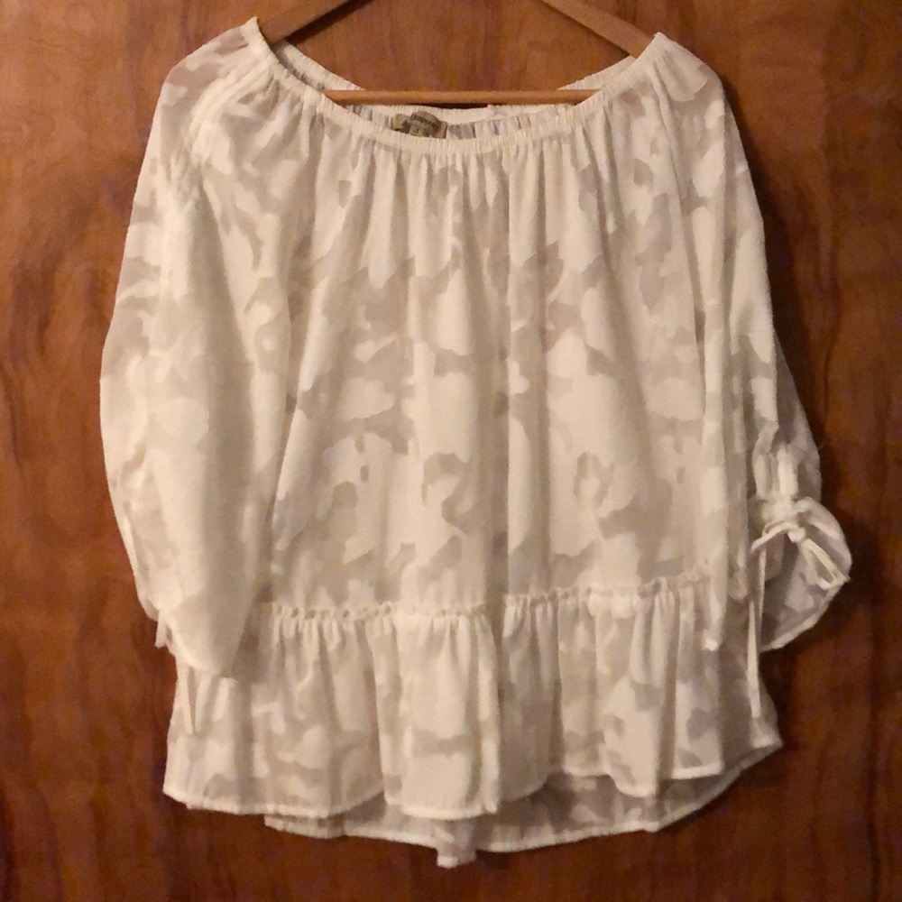 Democracy Ruffle Hem Rouched Sleeve Top